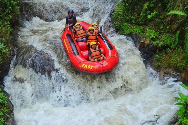 Paket Penginapan dan Outbound 3